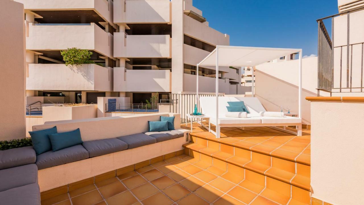 Bahia De La Plata Luxury Apartments Estepona Exterior foto