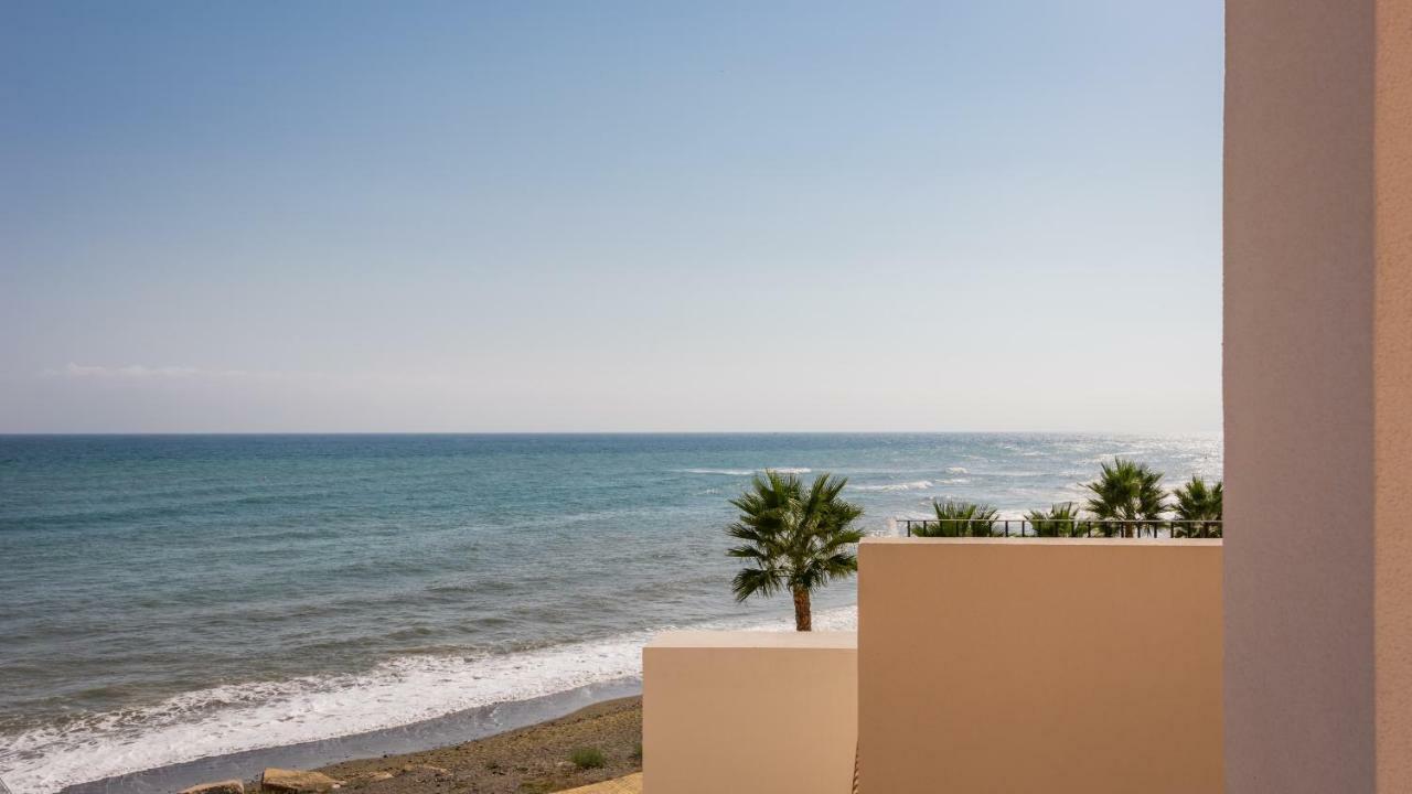 Bahia De La Plata Luxury Apartments Estepona Exterior foto