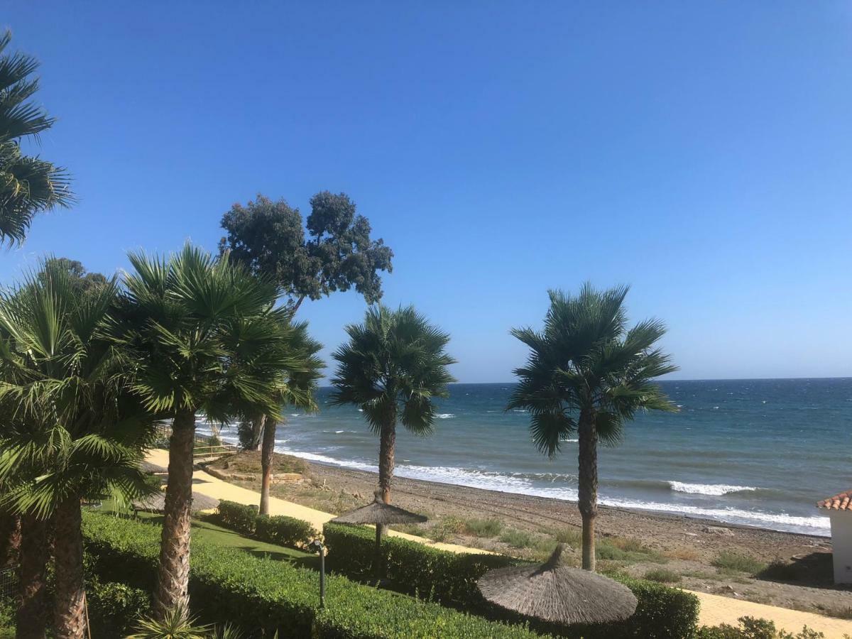 Bahia De La Plata Luxury Apartments Estepona Exterior foto